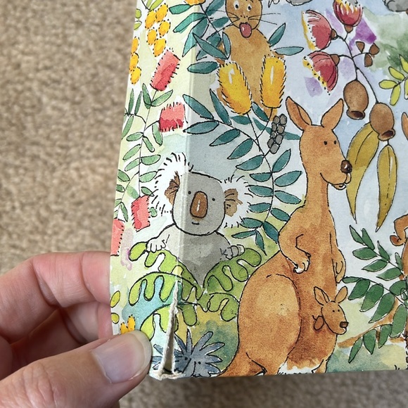 Vintage Bush Folk Boxed Stationery featuring Australian Wildlife Koala Kangaroo - Picture 13 of 13